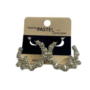 Top&Top Pastel Collection Silver Tone Rhinestone Chips Flower 3/4 Hoop Earrings